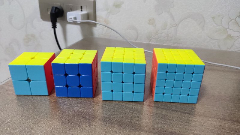 最近迷恋上魔方了，然后把二、三、四、五阶魔方凑齐了
